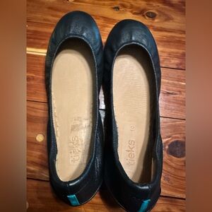 Black Leather Tieks Women's Flats